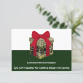 Lawn Care Service Holiday Season Gift Voucher Card (Staand voorkant)