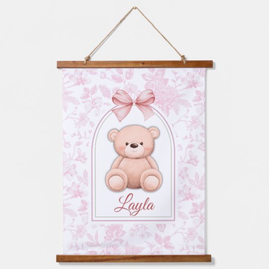 Layla | Aangepaste Roze Teddybeer Nursery Design Hangend Wandkleed (Voorkant)