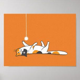Lazy Calico Cat met Speelgoed   Funny Kitty Cat Poster