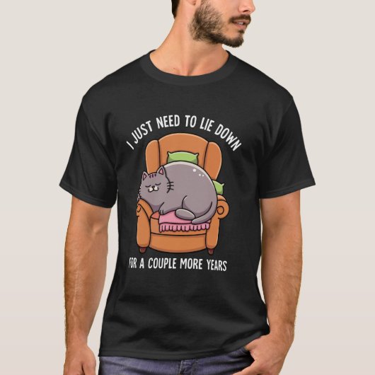 Lazy Cat Humor voor Kattenliefhebbers en Homebodie T-shirt (Voorkant)