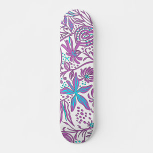Lazy Floral Pattern on White Persoonlijk Skateboard