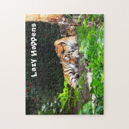 Lazy gebeurt in Siberian Tiger Legpuzzel (Verticaal)