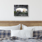 Lazy geluk Polar Beer Canvas Afdruk (Insitu (Slaapkamer))