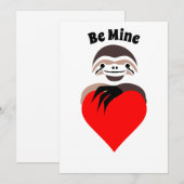 Lazy Sloth Hugging a Red Love Heart Feestdagenkaart (Voorkant / Achterkant)