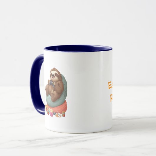 Lazy Sloth Mug – Eat. Nap. Repeat ☕🐾 Mok (Voorkant links)