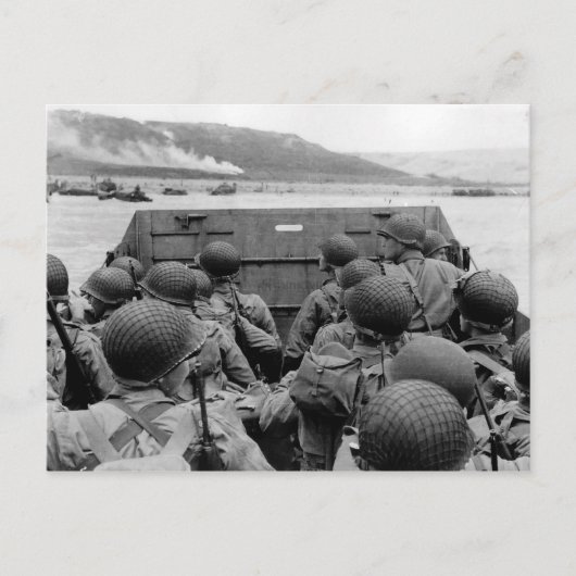 LCVP-landingsboot nadert omaha-strand Briefkaart (Voorkant)