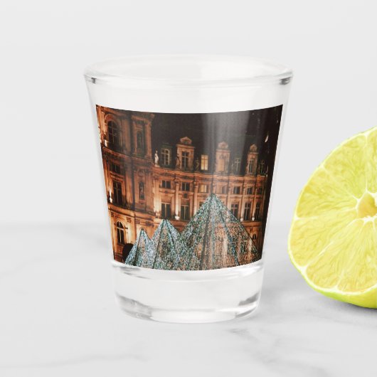 Le Louvre Shot Glas (Voorkant)
