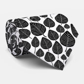 Leaf Pattern 02 - Black on White Stropdas (Opgerold)