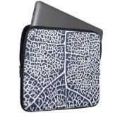 Leaf Print Laptop Sleeve (Voorkant Rechts)