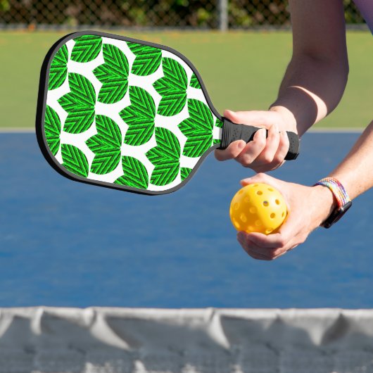 Leaf Trios Pickleball Paddle (Insitu)