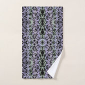 Leafy Creeping Vine Drawing Pattern With Pastels Bad Handdoek (Handdoek)