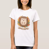 “Leafy Cuddle – Playful Hedgehog Tee” T-shirt (Voorkant)