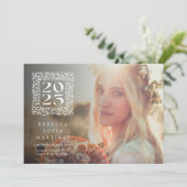 Leafy Year Photo Afstuderen Aankondiging (Staand voorkant)