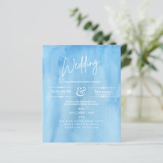 LeahG Budget Huwelijksuitnodiging Oceaanblauw Aqua (Staand voorkant)