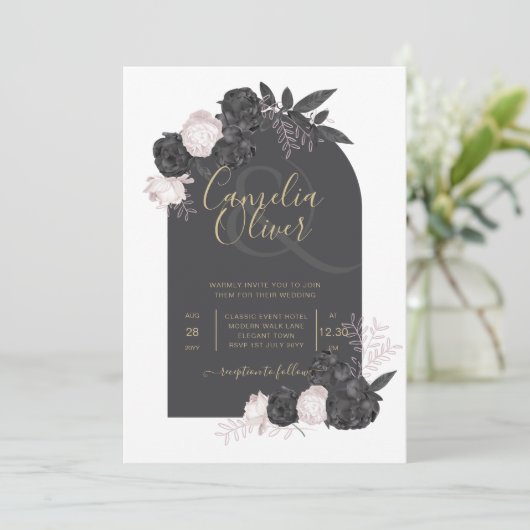 LeahG Gray Roses Modern Herfst Winter Wedding Kaart (Staand voorkant)