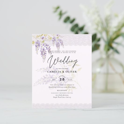 LeahG Paarse WISTERIA Lace Floral Wedding INVITE (Staand voorkant)
