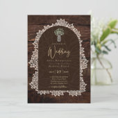 LeahG Rustic Lace Gypsophila Wood Wedding INVITE Kaart (Staand voorkant)