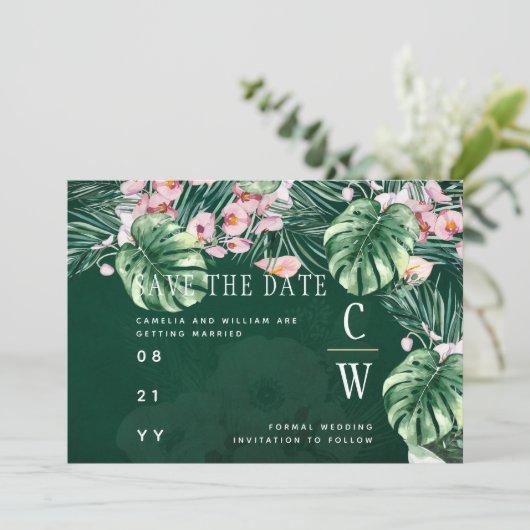 LeahG Tropical Green Pink Floral Leaf Wedding Save The Date (Staand voorkant)