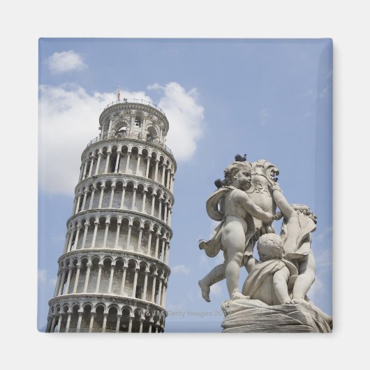 Leaning Tower of Pisa and Statue, Italië Magneet (Voorkant)
