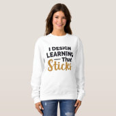 Learning That Sticks – Instructional Designer Trui (Voorkant volledig)
