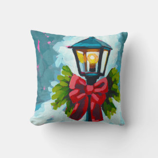 Leave a Light On Throw Pillow Kussen
