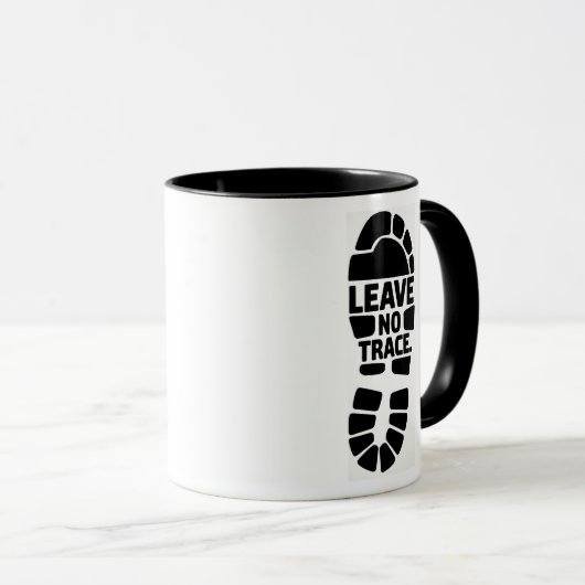 Leave No Trace Hiking Bootprint Design Mok (Voorkant rechts)