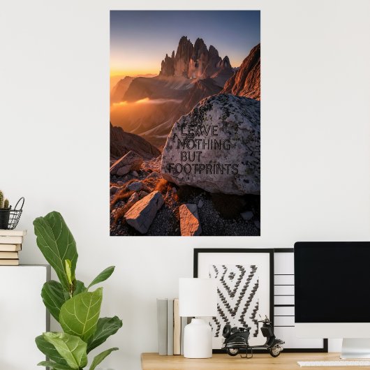 Leave Nothing But Footprints Poster (Thuiskantoor)