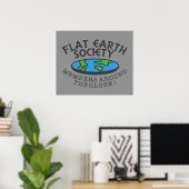 Leden van de Flat Earth Society rond de Wereldbol Poster (Thuiskantoor)