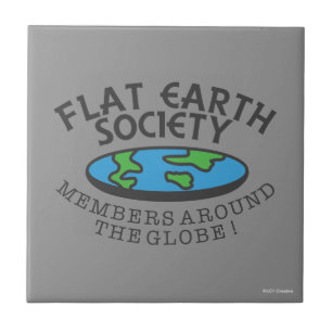 Leden van de Flat Earth Society rond de Wereldbol Tegeltje