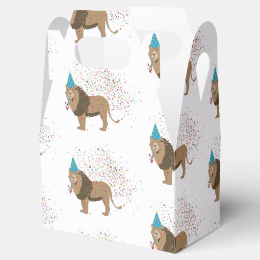 Leden van Oerwouden die partij zijn Bedankdoosjes (Geopend)