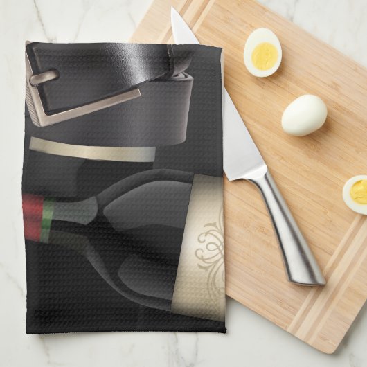 Lederen riem en wijnfles 2025 Kalender Theedoek (Quarter Fold)