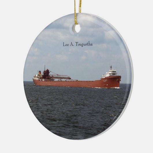 Lee A. Tregurtha-sierent Keramisch Ornament (Links)