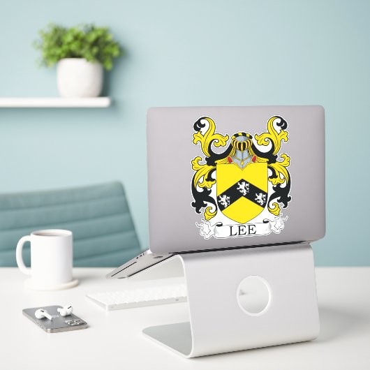 Lee Family Crest Sticker (Laptop op bureau)