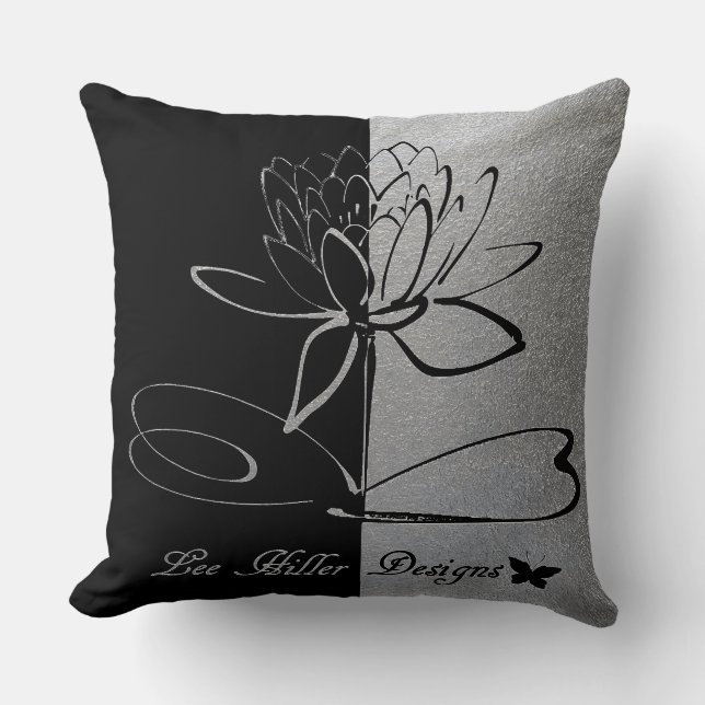 Lee Hiller Designs Logo Accents Black & Stainless Kussen (Voorkant)