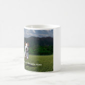 Leef alsof iemand de poort open heeft gelaten koffiemok (Center)