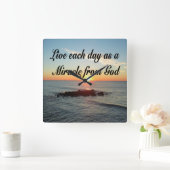 LEEF ELKE DAG ALS EEN WONDER VAN GOD VIERKANTE KLOK (Huis)