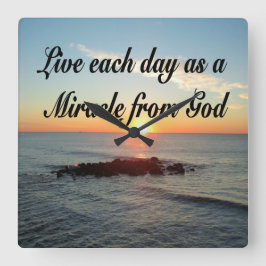 LEEF ELKE DAG ALS EEN WONDER VAN GOD VIERKANTE KLOK