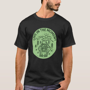 Leef In Het Moment Avonturier Quote T-shirt