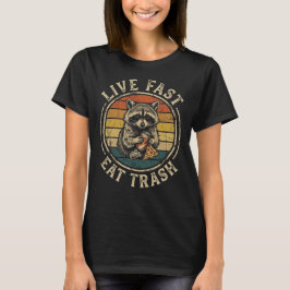 Leef Snel Eet Afval Grappige Retro Wasbeer  T-shirt