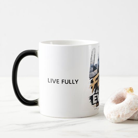 Leef Volledig • Avontuur Berg Keramische Mok (Met donut)
