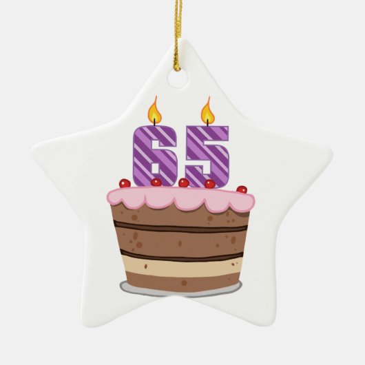 Leeftijd 65 op de Birthday Cake Keramisch Ornament (Voorkant)