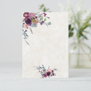Leeg budget roodroze en roze bloemendecoratie voor kaart