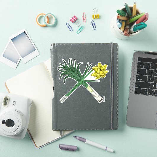 Leek en Daffodil Crossed Sticker (iPad Cover)