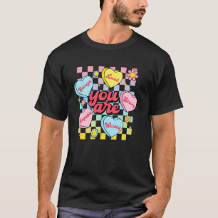 Leer Retro Je Bent Geliefd Bent Waardig Genoeg Sno T-shirt