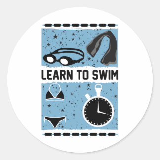Leer te zwemmen met dit prachtige ontwerp ronde sticker