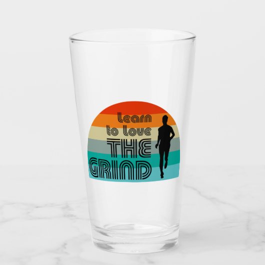 Leer van de Grind die Retro loopt houden Glas (Voorkant)