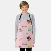 Leerbaanpatroon in roze schort (Gedragen)