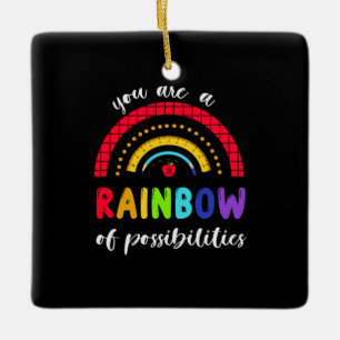 Leerkrachten geven je een regenboog van mogelijkhe keramisch ornament