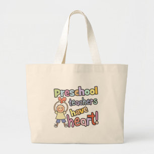 Leerkrachten in de voorschoolse school hebben een grote tote bag