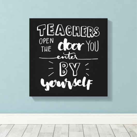 Leerkrachten openen de deur die u zelf binnengaat canvas afdruk (Insitu (Houten vloer))